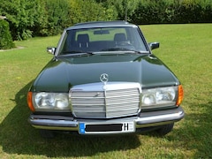 Bild des Angebotes Mercedes-Benz 230 W123 230E