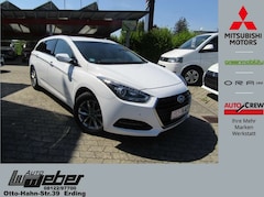 Bild des Angebotes Hyundai i40 2.0 GDI Trend KOMBI SHZ GRA NAVI FSE