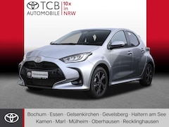 Bild des Angebotes Toyota Yaris 1.5 Hybrid Teamplayer SHZ PDC KLIMA