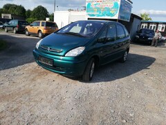 Bild des Angebotes Citroen Xsara Picasso Xsara Picasso 1.6i SX