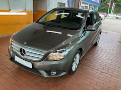 Bild des Angebotes Mercedes-Benz B 180 Automatik*Klima*Navi*Euro 6