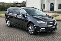Bild des Angebotes Chrysler Pacifica 3.6 Tauring 4x4 /ACC/7Sitze/LED/Leder