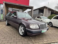 Bild des Angebotes Mercedes-Benz 230 TE W 124 Klima Schiebedach