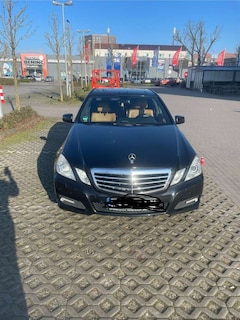 Bild des Angebotes Mercedes-Benz E 220 E 220 CDI BlueEfficiency (212.002)