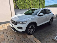 Bild des Angebotes VW T-Roc T-Roc 2.0 TSI 4Motion DSG Sport Pano Beats AHK