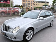 Bild des Angebotes Mercedes-Benz E 220 CDI T AVANTGARDE +T-LEDER*BI-XENON*S-DACH+