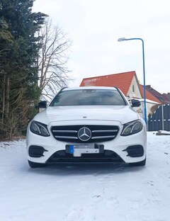 Bild des Angebotes Mercedes-Benz E 400 E 400 d 4Matic T 9G-TRONIC AMG Line