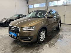 Bild des Angebotes Audi Q3 2.0 quattro TDI*1-Hand*Xenon*PDC*AHK*NAVI*SHZ* AHK