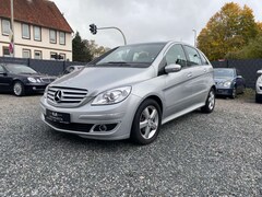 Bild des Angebotes Mercedes-Benz B 170 Automatik 3.Hand Sitzheiz Isofix ALLWETTER