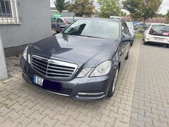 Bild des Angebotes Mercedes-Benz E 300 E 300 CDI BlueEfficiency (212.021)