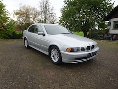 Bild des Angebotes BMW 530 530d *erst 93tkm* *1. Hand* *TÜV + Service NEU
