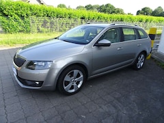 Bild des Angebotes Skoda Octavia 1.4 TSI DSG Green tec Elegance Combi