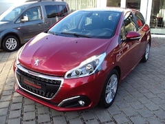 Bild des Angebotes Peugeot 208 PureTech "Signature"