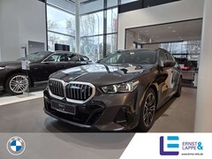 Bild des Angebotes BMW i5 eDrive40 Tour M Sport || Pano AHK Head-Up 360