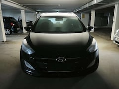 Hyundai i30 i30cw 1.6 CRDi Automatik Style