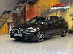 Bild des Angebotes BMW 530 i M Sport~LEDER~KAMERA~LASER~AHK~HEADUP~