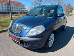 Bild des Angebotes Lancia Ypsilon 1.2 8V Argento/ Standheizung