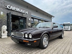 Bild des Angebotes Jaguar XJ12 6.0 Automatik Limo*SHD*SHZ*LEDER*TEMP