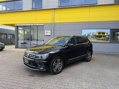 Bild des Angebotes VW Tiguan HEAD-UP/ Highline ALCANTARA/NAVI/LED/SHZ