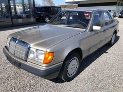 Bild des Angebotes Mercedes-Benz 230 E*SHD*Sitzheizung*Sportsitze Karo Braun*