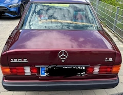 Bild des Angebotes Mercedes-Benz 190 190 E 1.8 Avantgarde rosso