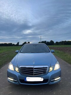 Bild des Angebotes Mercedes-Benz E 350 CDI DPF BlueEFFICIENCY 7G-TRONIC Avantgarde