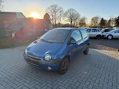 Bild des Angebotes Renault Twingo Elysee KLIMA/TÜV/CD SPIELER/8 FACH BEREIF