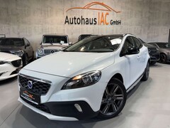 Bild des Angebotes Volvo V40 Cross Country Momentum/SHZ/NAVI/LED/PARKPILO