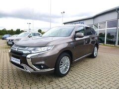 Bild des Angebotes Mitsubishi Outlander Outlander 4WD Plug-in Hybrid AUT/AHK/Kamera
