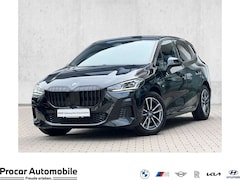 Bild des Angebotes BMW 225 e xDrive M Sport AdapLED PA DA+ AHK DAB RFK