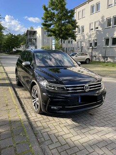 Bild des Angebotes VW Tiguan Allspace 2.0 TDI SCR 4Motion DSG Highline