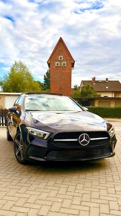 Bild des Angebotes Mercedes-Benz A 180 Progressive Night LED Pano MBUX