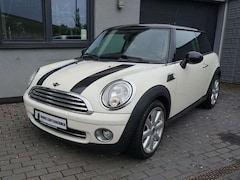 Bild des Angebotes MINI Cooper MINI "Pepper" 1.6i Panorama,PDC,Sitzh