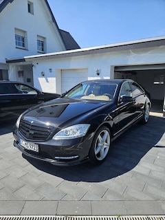 Bild des Angebotes Mercedes-Benz S 350 BlueTEC L DPF 4Matic 7G-TRONIC
