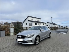 Bild des Angebotes Mercedes-Benz A 200 7G-DCT Activity Edition
