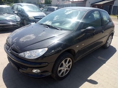 Bild des Angebotes Peugeot 206 1.4 75 JBL HU&AU 09-2026!