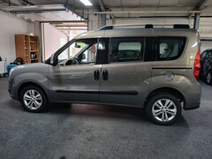 Bild des Angebotes Opel Combo D L1H1 7SITZER KLIMAAUT TUV SERV NEU