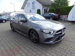 Bild des Angebotes Mercedes-Benz A 180 AMG Line, Night Paket, Navi, LED, aktiver Parkassi