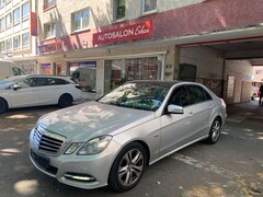 Bild des Angebotes Mercedes-Benz E 250 E 250 CDI Avantgarde Pan. SSD COMAND BlueEfficienc