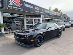 Dodge Challenger Challenger R/T ScatPack 392