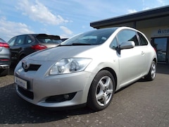 Bild des Angebotes Toyota Auris 2.0 D-4D KLIMAAUT. TEMPOMAT TüV/AU NEU