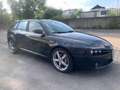 Bild des Angebotes Alfa Romeo 159 Sportwagon 3.2 JTS V6 24V Q4 Distinctive