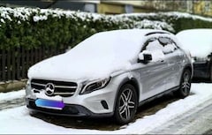 Bild des Angebotes Mercedes-Benz 220