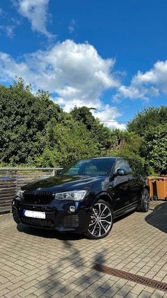 Bild des Angebotes BMW X4 xDrive30d Aut. M-Paket