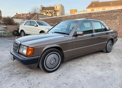 Bild des Angebotes Mercedes-Benz 190 E 2.0