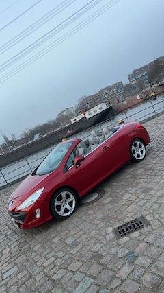Bild des Angebotes Peugeot 308 CC HDi FAP 140 Platinum Cabrio
