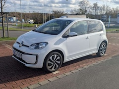 Bild des Angebotes VW e-up! United Klima Kamera CSS SHZ DAB Ganzjahresreifen