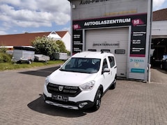 Bild des Angebotes Dacia Dokker 1.2 TCe Stepway Celebration/1.Hnd./SHZG/NAVI/PDC