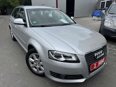 Bild des Angebotes Audi A3 1.6 Ambiente/Xenon/Temp./SHZ/Klima/PDC/Alu/Isofix