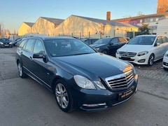 Bild des Angebotes Mercedes-Benz E 200 E T-Modell E 200 CGI BlueEfficiency